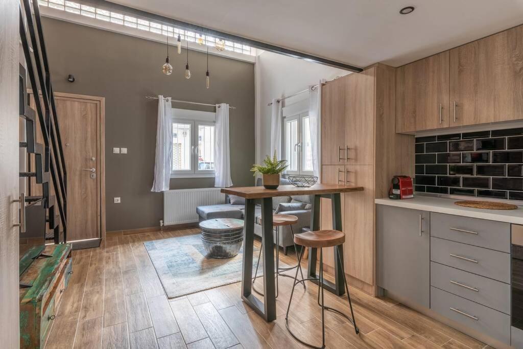 Apartament Industrial Loft Near Seaside W 200Mbps Saloniki Zewnętrze zdjęcie